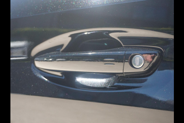 Peugeot e-208 EV Allure Première 1 fase 50 kWh 180 Camera