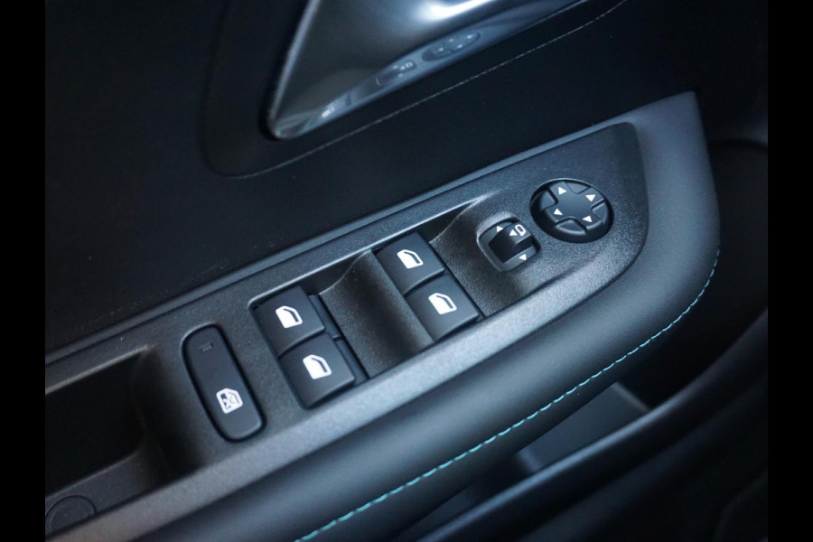 Peugeot e-208 EV Allure Première 1 fase 50 kWh 180 Camera
