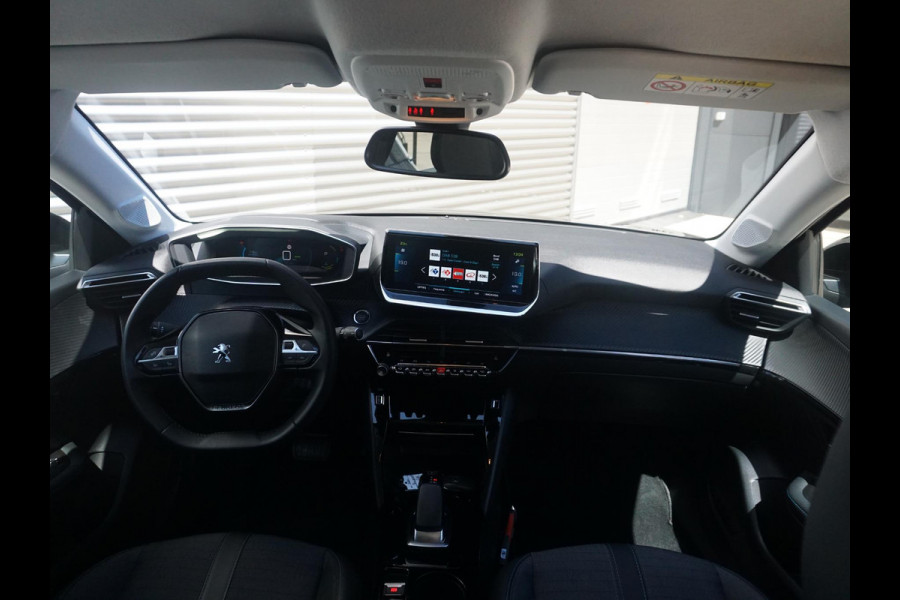 Peugeot e-208 EV Allure Première 1 fase 50 kWh 180 Camera