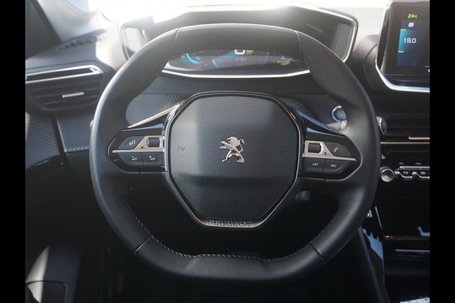 Peugeot e-208 EV Allure Première 1 fase 50 kWh 180 Camera