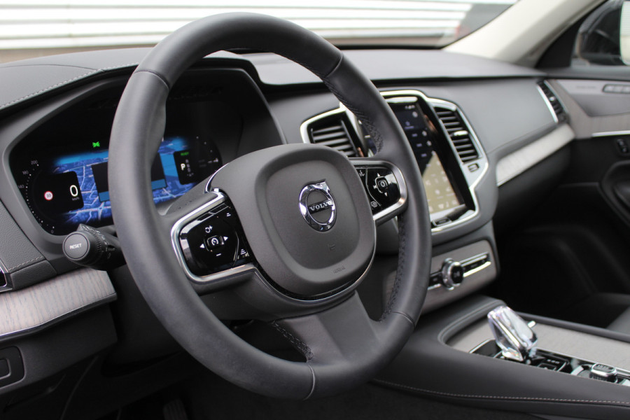 Volvo XC90 2.0 T8 Recharge AWD Plus Bright | Luchtvering | 22" | Panoramadak | Leder | BLIS