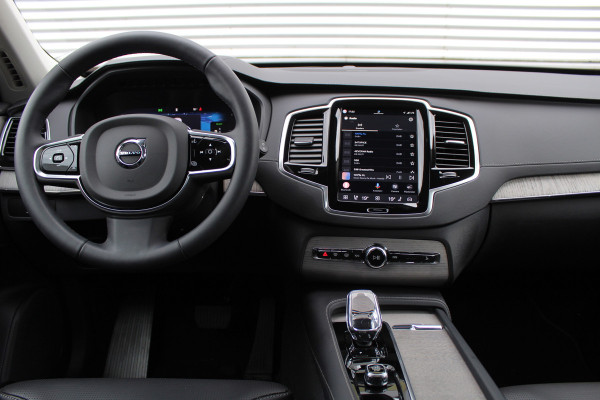 Volvo XC90 2.0 T8 Recharge AWD Plus Bright | Luchtvering | 22" | Panoramadak | Leder | BLIS