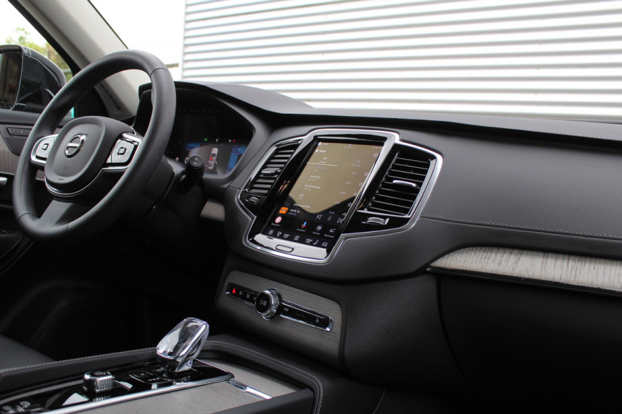 Volvo XC90 2.0 T8 Recharge AWD Plus Bright | Luchtvering | 22" | Panoramadak | Leder | BLIS