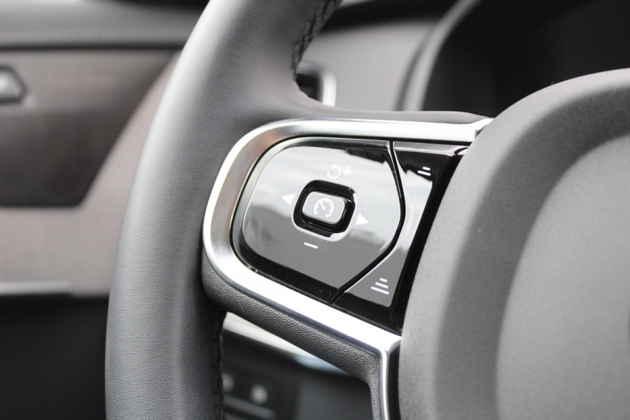 Volvo XC90 2.0 T8 Recharge AWD Plus Bright | Luchtvering | 22" | Panoramadak | Leder | BLIS