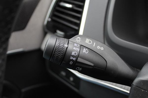 Volvo XC90 2.0 T8 Recharge AWD Plus Bright | Luchtvering | 22" | Panoramadak | Leder | BLIS