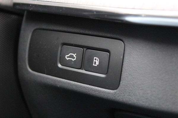 Volvo XC90 2.0 T8 Recharge AWD Plus Bright | Luchtvering | 22" | Panoramadak | Leder | BLIS
