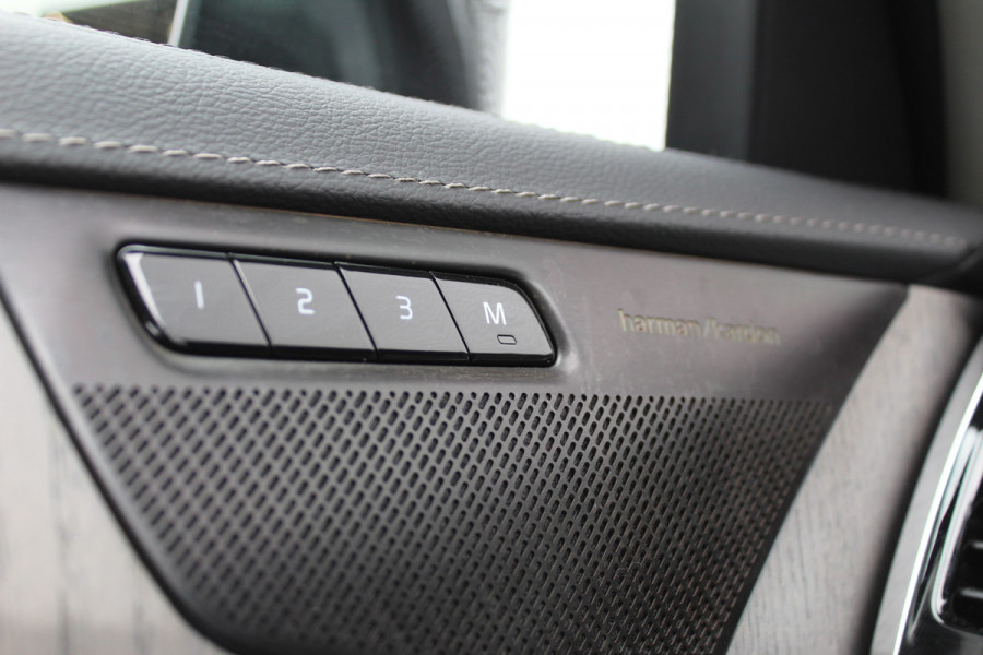 Volvo XC90 2.0 T8 Recharge AWD Plus Bright | Luchtvering | 22" | Panoramadak | Leder | BLIS