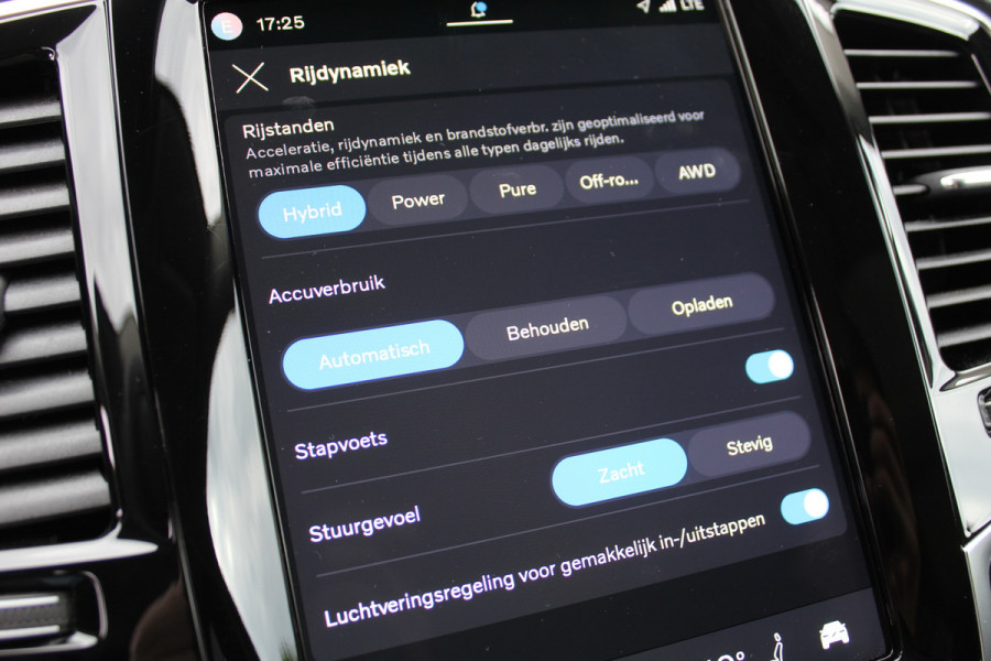 Volvo XC90 2.0 T8 Recharge AWD Plus Bright | Luchtvering | 22" | Panoramadak | Leder | BLIS