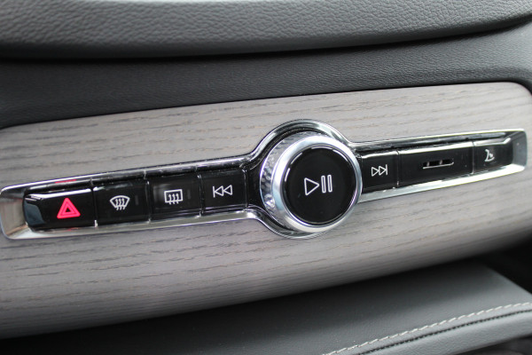Volvo XC90 2.0 T8 Recharge AWD Plus Bright | Luchtvering | 22" | Panoramadak | Leder | BLIS