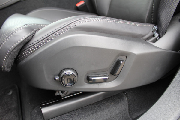 Volvo XC90 2.0 T8 Recharge AWD Plus Bright | Luchtvering | 22" | Panoramadak | Leder | BLIS
