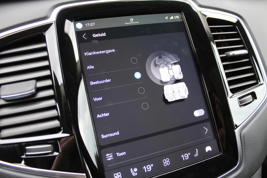 Volvo XC90 2.0 T8 Recharge AWD Plus Bright | Luchtvering | 22" | Panoramadak | Leder | BLIS