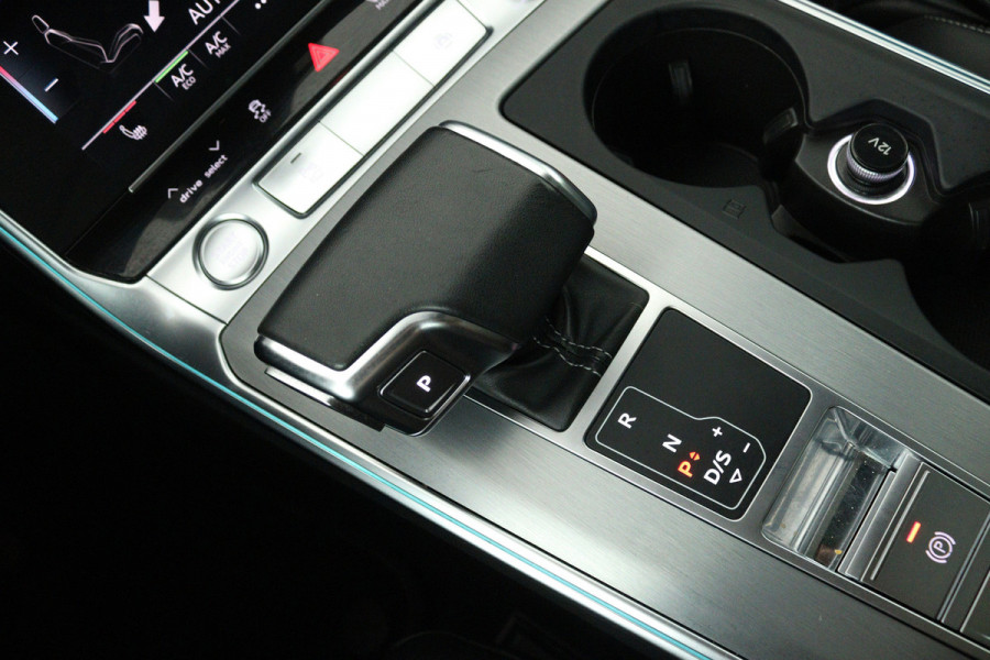 Audi A6 Avant 45 TFSI Design Pro Line Plus S-Line (PANORAMADAK, SFEERVERLICHTING, STOELVERWARMING, CAMERA, ELEKTR STOELEN)
