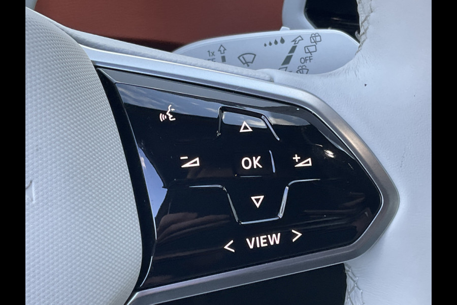 Volkswagen ID.3 First Plus 58 kWh Adap.Cruise Stoel/Stuurverw Navi Keyless 100% Elektrisch