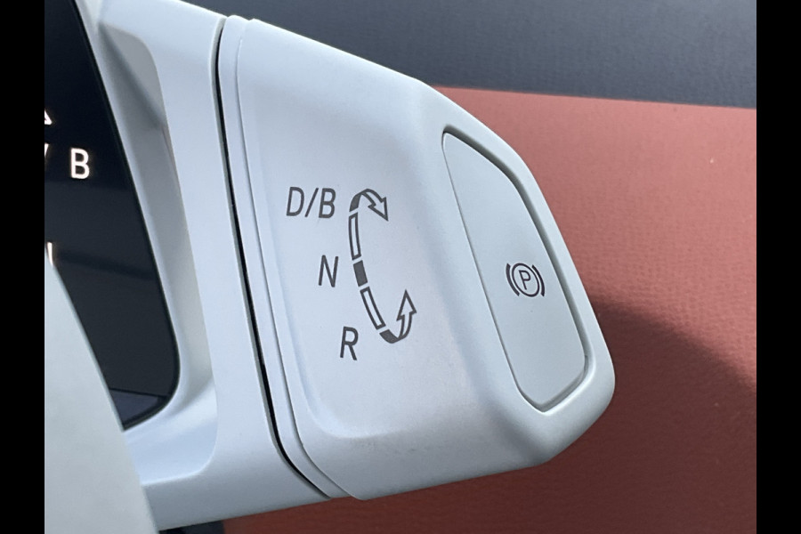 Volkswagen ID.3 First Plus 58 kWh Adap.Cruise Stoel/Stuurverw Navi Keyless 100% Elektrisch