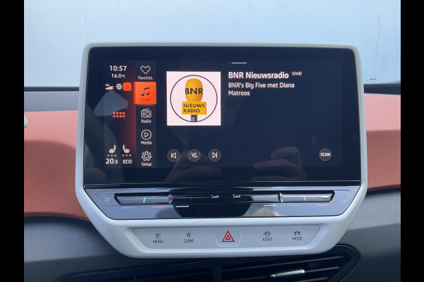 Volkswagen ID.3 First Plus 58 kWh Adap.Cruise Stoel/Stuurverw Navi Keyless 100% Elektrisch