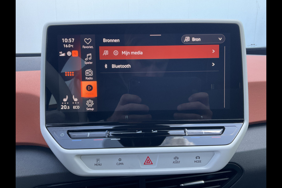 Volkswagen ID.3 First Plus 58 kWh Adap.Cruise Stoel/Stuurverw Navi Keyless 100% Elektrisch