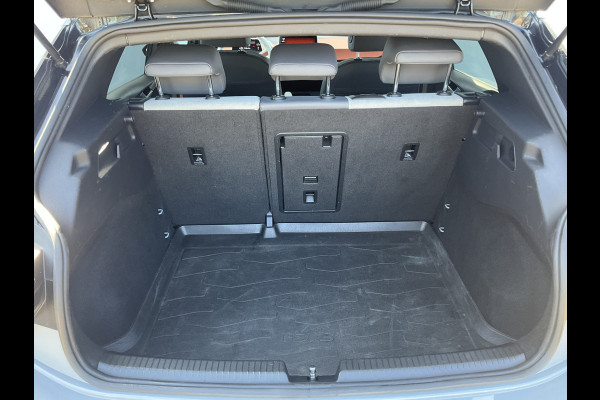 Volkswagen ID.3 First Plus 58 kWh Adap.Cruise Stoel/Stuurverw Navi Keyless 100% Elektrisch