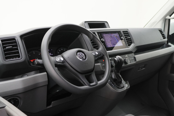 Volkswagen Crafter 35 2.0 TDI DSG 177 PK L3H2 Airco, LED, Camera, ACC, Apple Carplay, Verwarmde Stoelen, Trekhaak