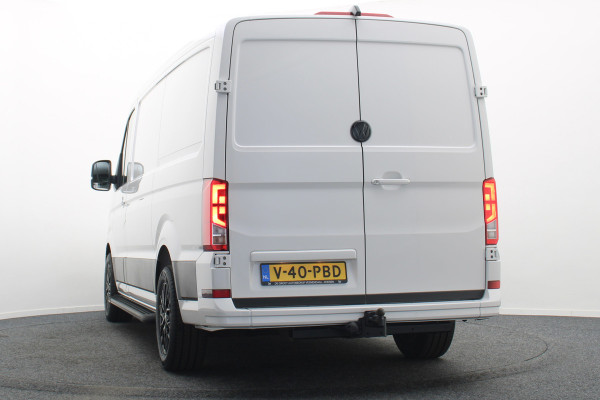 Volkswagen Crafter 35 2.0 TDI DSG 177 PK L3H2 Airco, LED, Camera, ACC, Apple Carplay, Verwarmde Stoelen, Trekhaak