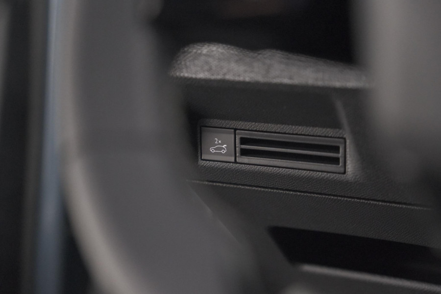 Peugeot 3008 Hybrid 145 e-DCS6 GT | Trekhaak | Adaptieve Cruise Control | Elektronische Kofferklep | Camera