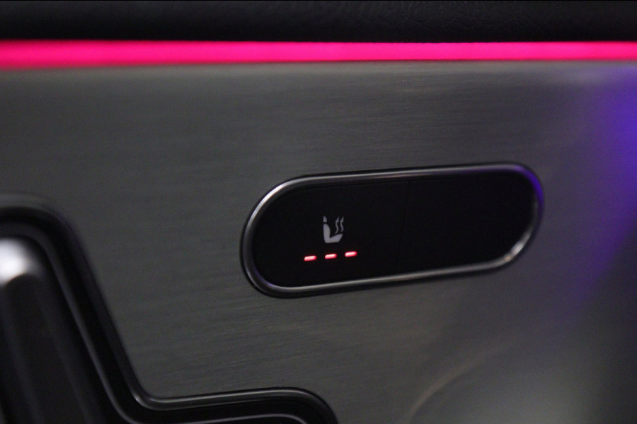 Mercedes-Benz A-Klasse AMG 35 4MATIC PANO/CARPLAY/MEMORYST/SFEER/VOL