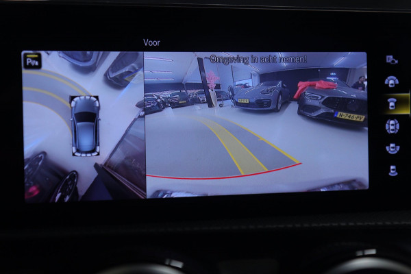 Mercedes-Benz A-Klasse AMG 35 4MATIC PANO/CARPLAY/MEMORYST/SFEER/VOL