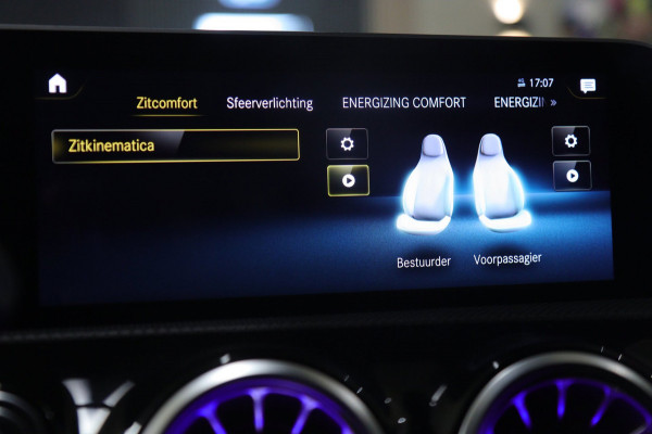 Mercedes-Benz A-Klasse AMG 35 4MATIC PANO/CARPLAY/MEMORYST/SFEER/VOL