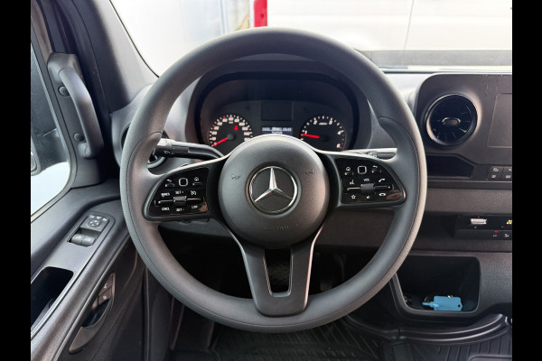 Mercedes-Benz Sprinter 317 1.9 CDI Automaat L3H2 Climate Control Cruise Control Navigatie Camera Carplay