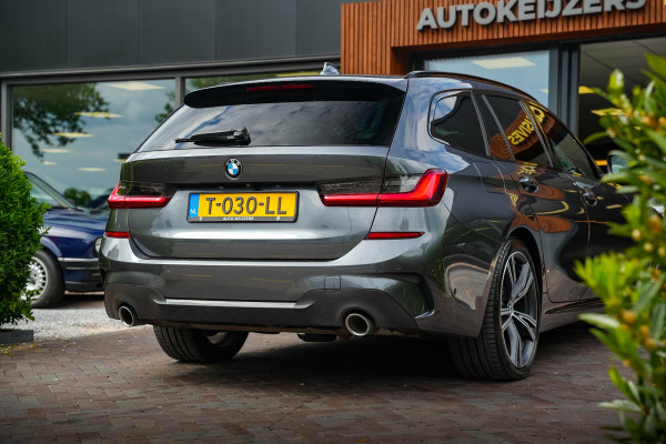 BMW 3 Serie Touring 330e High Executive M Sport Panodak Harman Kardon HUD Leer Alcantara