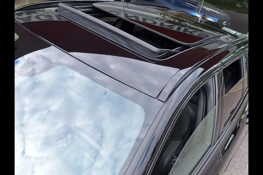 Volvo V60 2.0 T8 Twin Engine AWD R-Design | Pano | H&K | Luxury Line | HUD | Massage & Memory Leder |