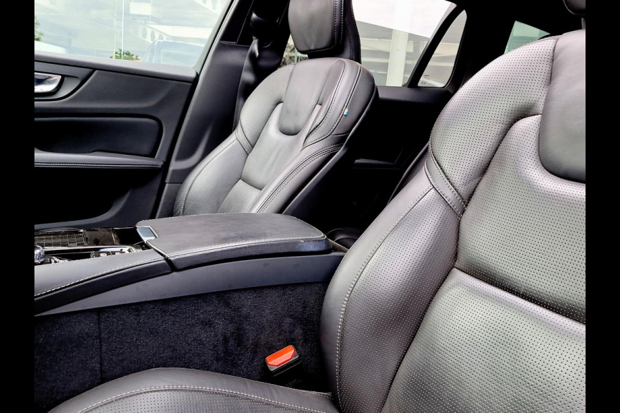 Volvo V60 2.0 T8 Twin Engine AWD R-Design | Pano | H&K | Luxury Line | HUD | Massage & Memory Leder |