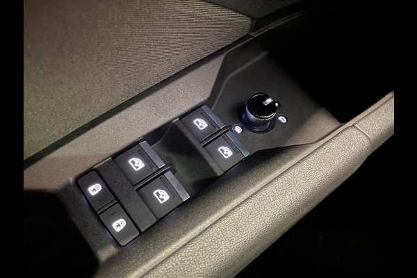 Audi Q4 e-tron 40 Advanced edition 77 kWh|90%SOH|AFN.TREKHAAK|PANO|ACC|CAMERA|CARPLAY|STOELVERW.|NAVIG|NL-AUTO|NAP|1e EIG|IN. BTW|
