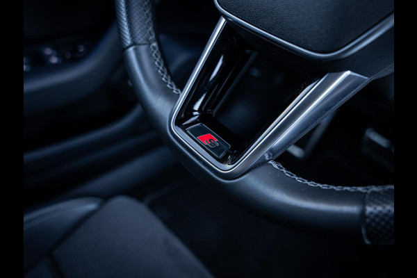 Audi A6 Avant 55 TFSI e quattro Competition S - Pano l Softclose l Trekhaak l HUD