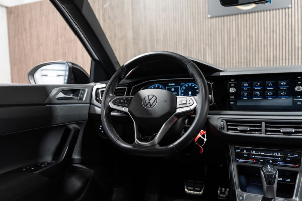 Volkswagen Taigo 1.0 TSI R-Line DSG PANO IQ