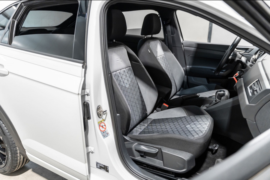 Volkswagen Taigo 1.0 TSI R-Line DSG PANO IQ