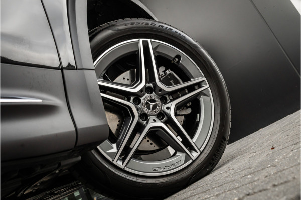 Mercedes-Benz Glb 180 Business Solution AMG 7p. - Panorama | Memory | Carbon | Alcatanra | Stoelverwarming