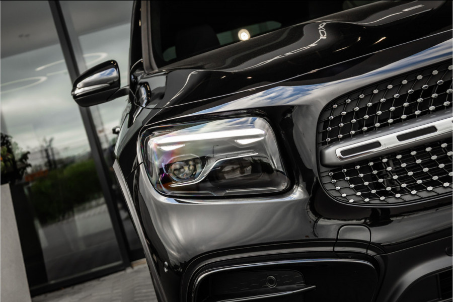 Mercedes-Benz Glb 180 Business Solution AMG 7p. - Panorama | Memory | Carbon | Alcatanra | Stoelverwarming