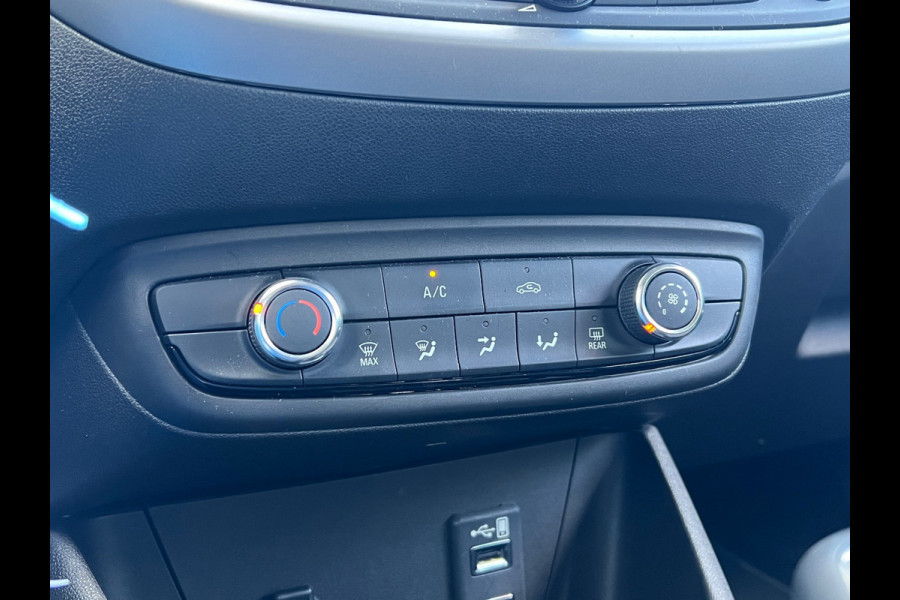 Opel Crossland X BWJ 2018 | 1.2T 111PK Innovation | TREKHAAK | NAVI | AIRCO | PDC | LICHTMETAAL | CARPLAY |