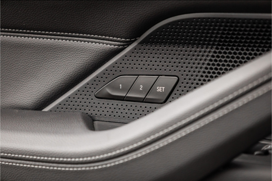 BMW 4 Serie Cabrio 420i - M Sport Pro | Memory | 360 Camera | HUD