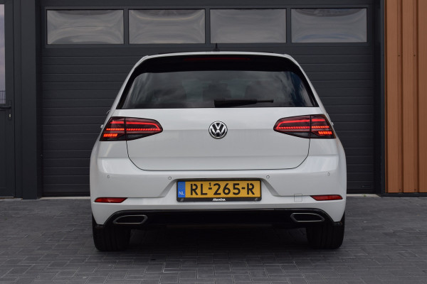 Volkswagen Golf 1.5 TSI 150pk DSG R-line | Pano | Virtual | LED | Dynaudio