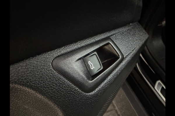 Volkswagen T-Roc 2.0 TSI 4Motion R-Line Business+ Pano|Keyless
