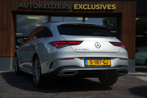 Mercedes-Benz CLA-Klasse Shooting Brake 250 e Premium Plus AMG Panoramadak Widescreen Camera LED
