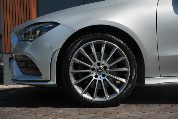 Mercedes-Benz CLA-Klasse Shooting Brake 250 e Premium Plus AMG Panoramadak Widescreen Camera LED