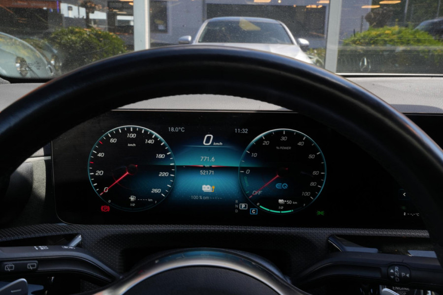 Mercedes-Benz CLA-Klasse Shooting Brake 250 e Premium Plus AMG Panoramadak Widescreen Camera LED