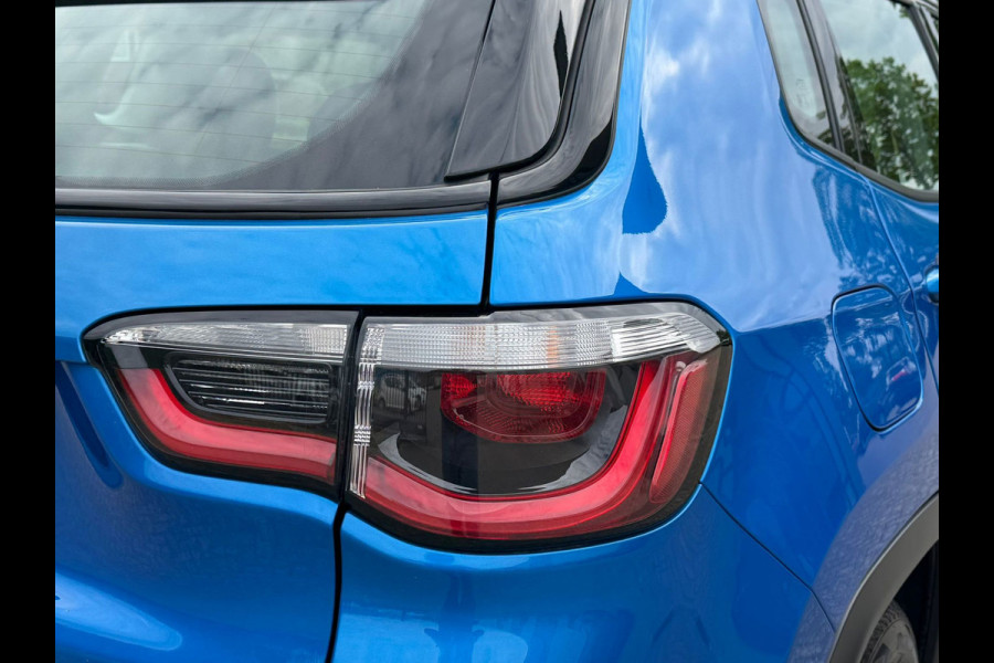 Jeep Compass 1.4 MultiAir Down Town special edition, 1/2 lederen sportinterieur, vele opties, achteruitrijcamera, afn. Trekhaak