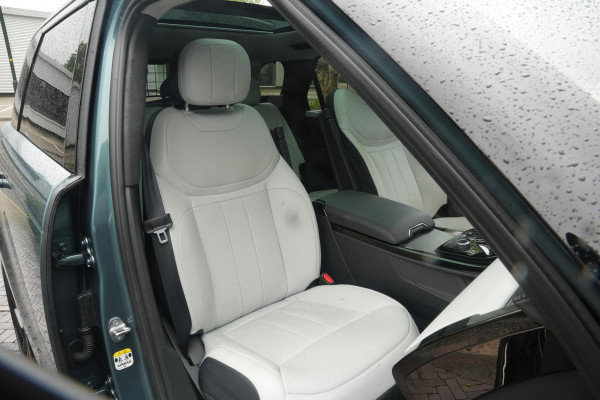 Land Rover Range Rover Sport 3.0 P510e First Edition Panoramadak Massage Meridian HeadUp Ambient 22''LM