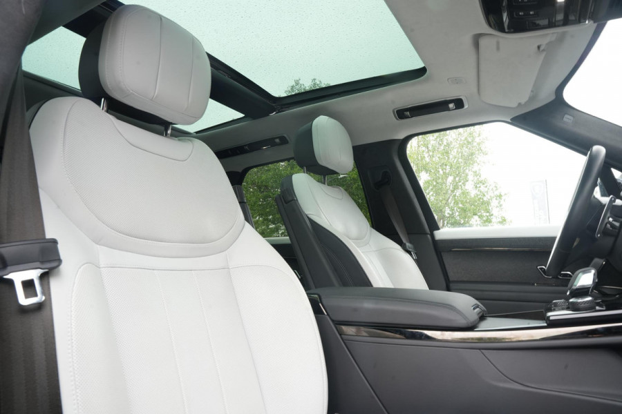 Land Rover Range Rover Sport 3.0 P510e First Edition Panoramadak Massage Meridian HeadUp Ambient 22''LM
