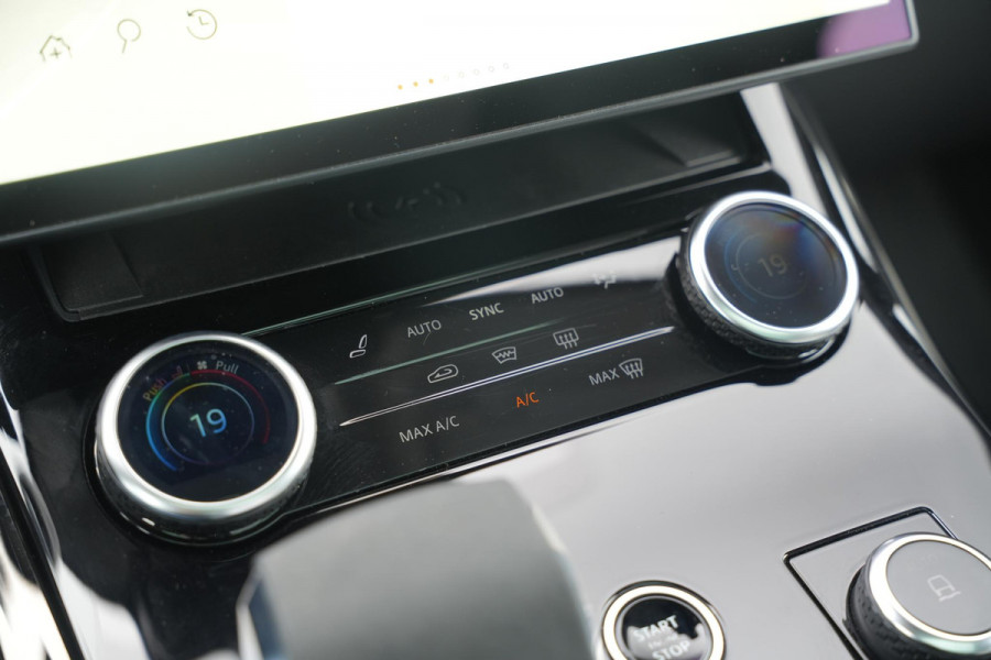 Land Rover Range Rover Sport 3.0 P510e First Edition Panoramadak Massage Meridian HeadUp Ambient 22''LM
