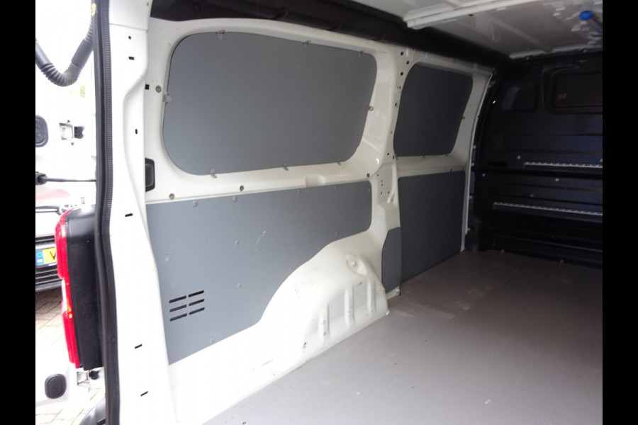 Opel Vivaro 2.0 CDTI L3H1 Edition AIRCO CRUISE NAVIGATIE 3 ZITPLAATSEN