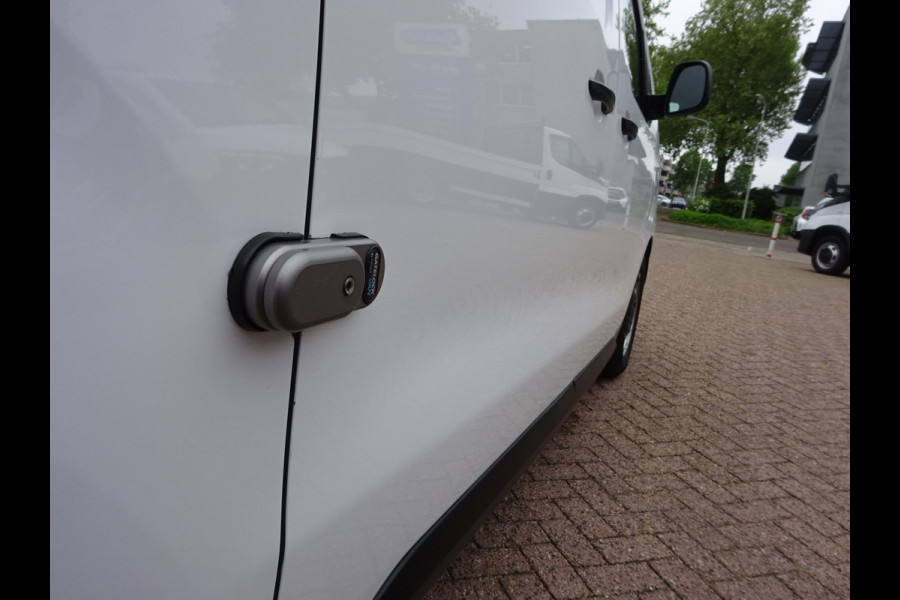 Opel Vivaro 2.0 CDTI L3H1 Edition AIRCO CRUISE NAVIGATIE 3 ZITPLAATSEN